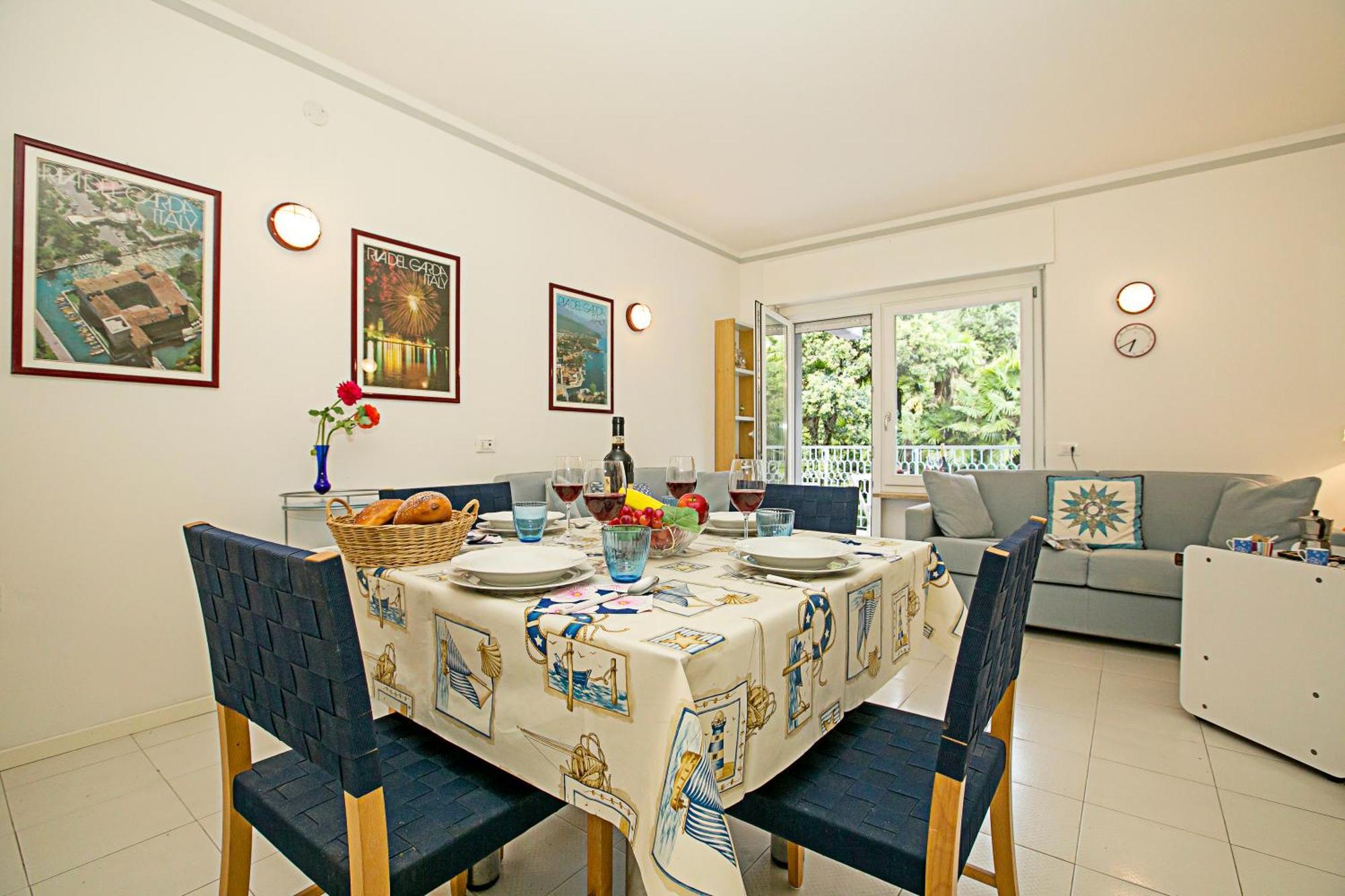Residenza Lago D'Argento - Happy Rentals ริวาเดลการ์ดา ภายนอก รูปภาพ