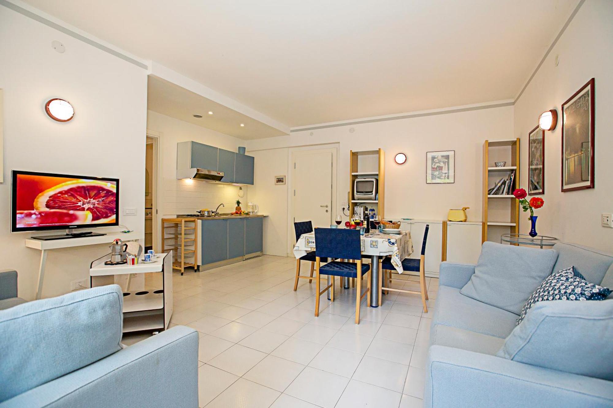 Residenza Lago D'Argento - Happy Rentals ริวาเดลการ์ดา ภายนอก รูปภาพ