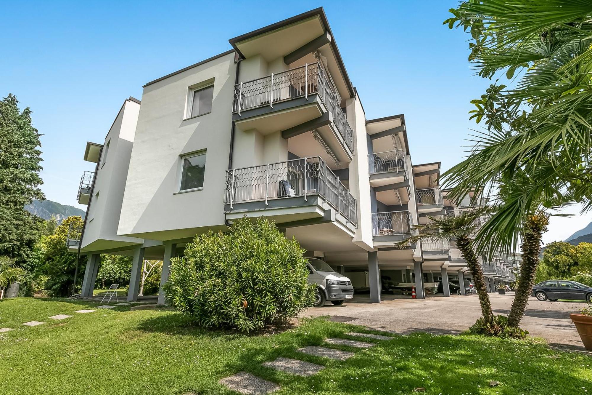 Residenza Lago D'Argento - Happy Rentals ริวาเดลการ์ดา ภายนอก รูปภาพ